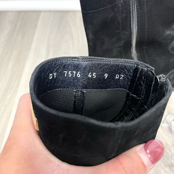 Salvatore Ferragamo Black Suede Heeled Ankle Boots in Size 9 AA (Narrow) - Picture 7 of 10